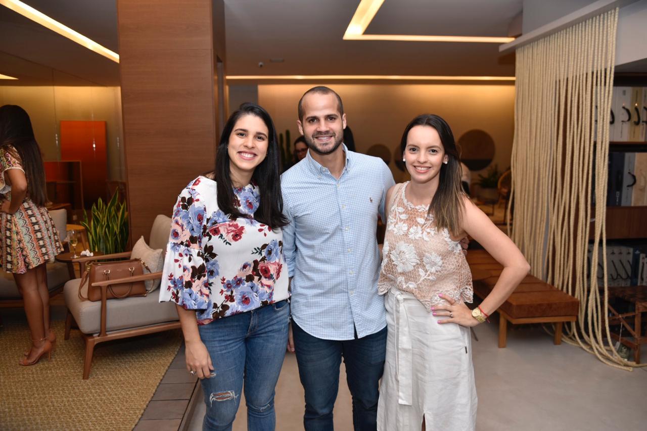  Bianca Moreno, Matheus Brazileiro e Bárbara Pereira                    